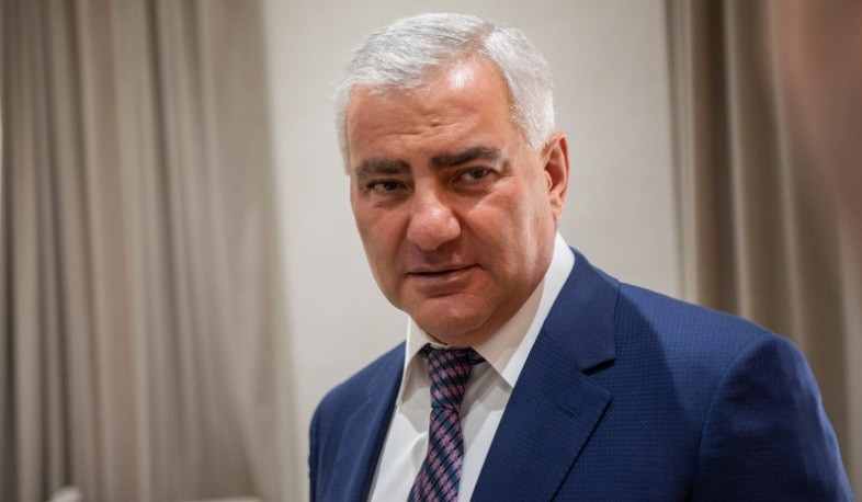 Самвел Карапетян останется под домашним арестом.