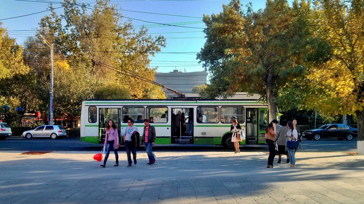 Троллейбусы в Ереване будут ходить почти до полуночи