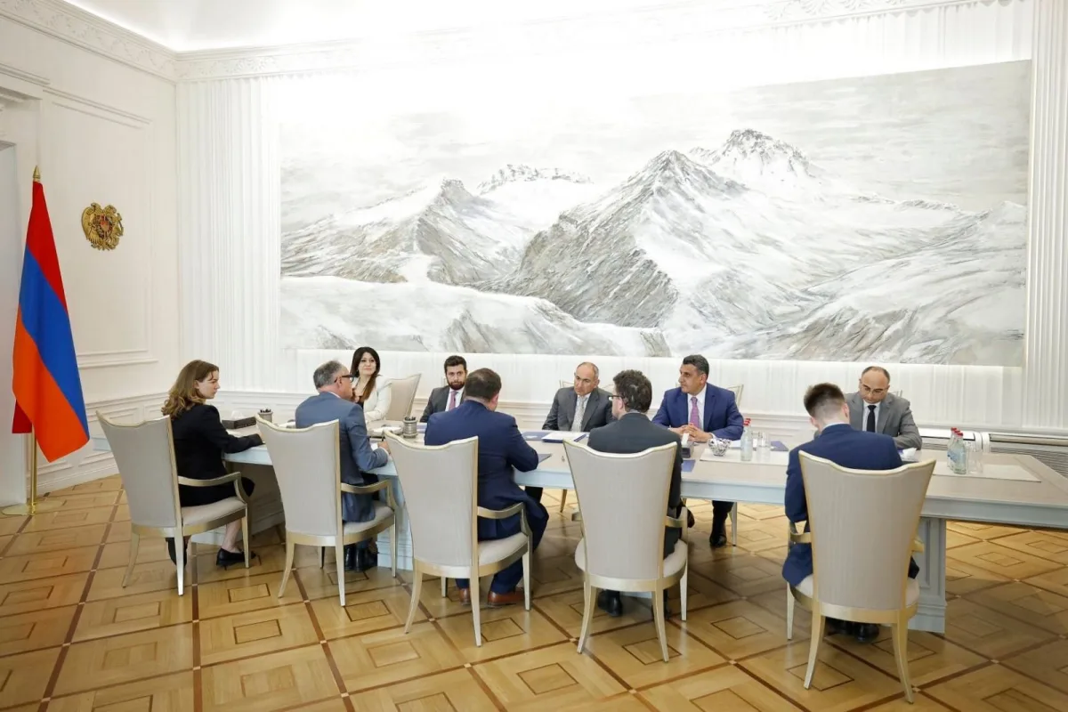 ՀՀ վարչապետն ընդունել է ՄԹ Եվրոպայի, Հյուսիսային Ամերիկայի և Անդրծովյան տարածքների հարցերով պետնախարարին