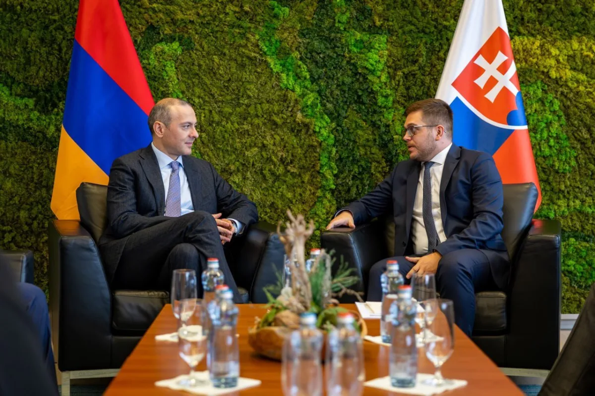 ՀՀ ԱԽ քարտուղար Արմեն Գրիգորյանը հանդիպել է Սլովակիայի ՊՆ պետքարտուղար Իգոր Մելիհերի հետ