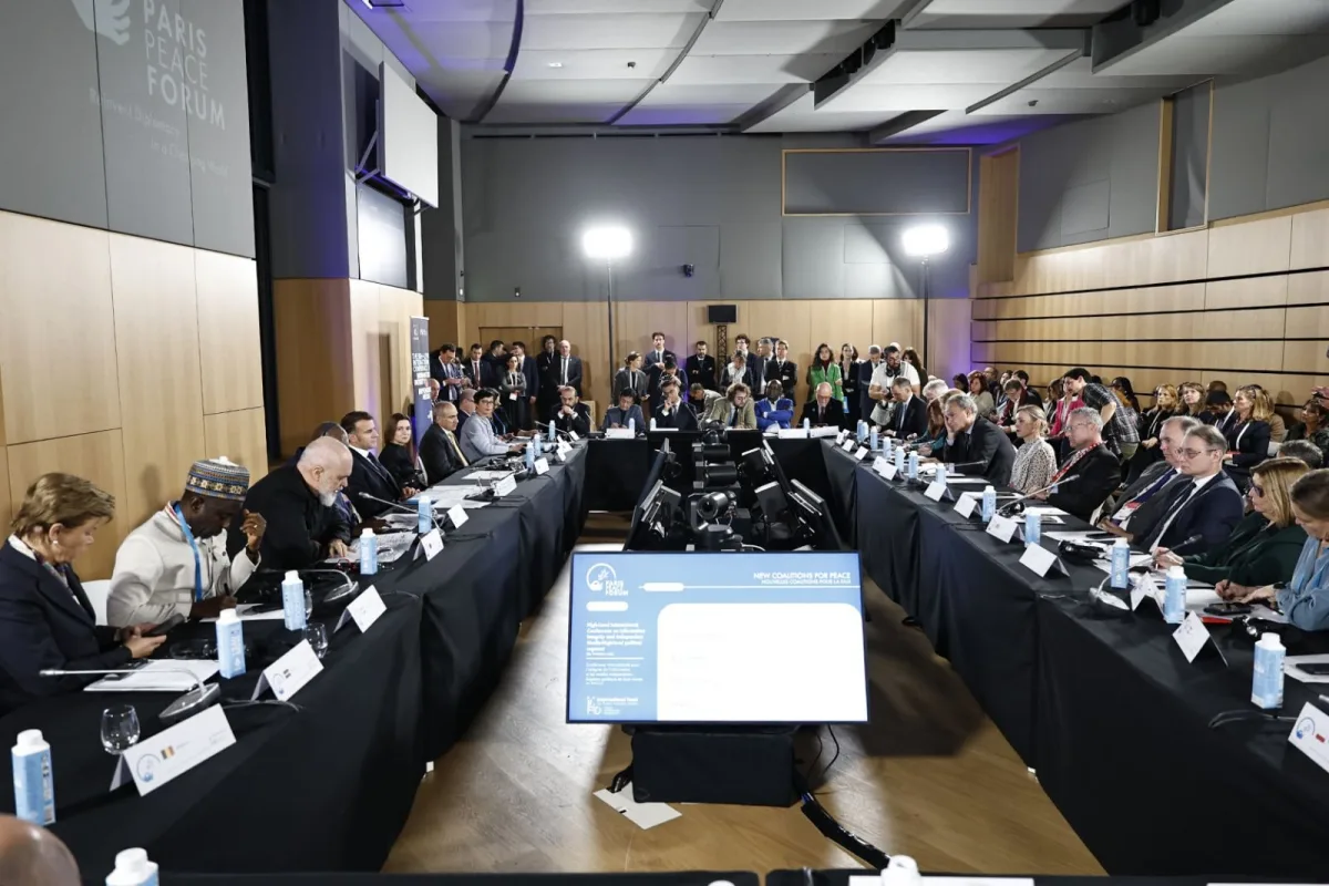 Сопротивление манипуляциям информацией должно начинаться с образования: выступление Никола Пашиняна в Париже