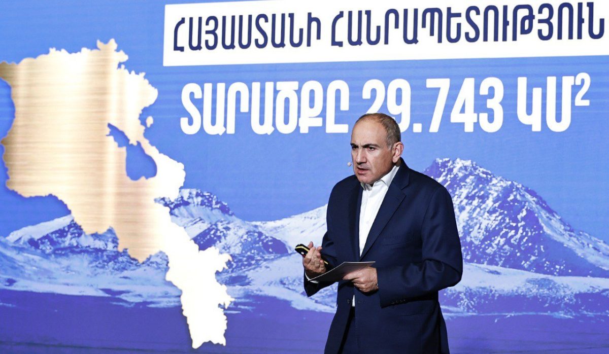 Премьер-министр представил идеологию «Настоящей Армении» студентам и школьникам административного округа Шенгавит