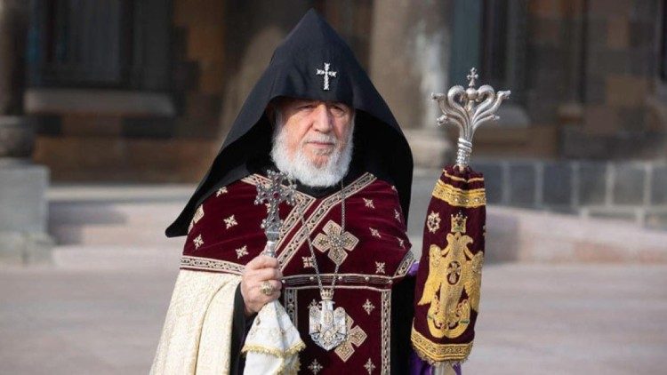 Продлены сроки содержания под стражей брата Гарегина II Геворга Нерсисяна и его сына Амбарцума Нерсисяна.