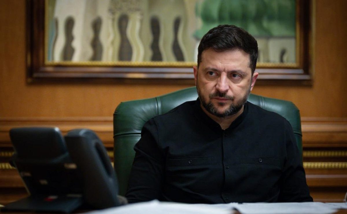 По словам Зеленского, сейчас, пожалуй, мы ближе всего к установлению мира, но при этом необходимо понимать, что разрешение конфликтной ситуации – задача, требующая нестандартных подходов и не терпящая упрощений.