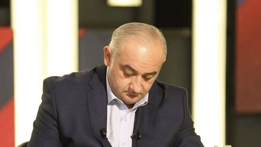 По словам Католикоса отца Арама, грехи отца Фаддея серьезнее грехов отца Аршакина. Газарян