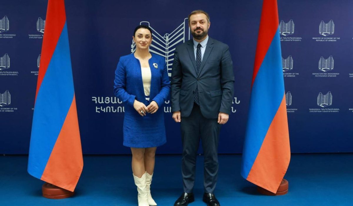 Նազիկ Ավդալյանը Գևորգ Պապոյանին է ներկայացրել Շիրակի մարզում սպորտային մարզակրթական կենտրոնի ստեղծման ծրագիրը