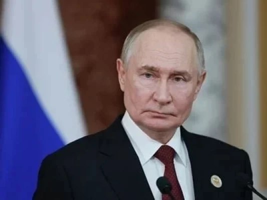 Путин поздравил Никола Пашиняна, Роберта Кочаряна и Сержа Саргсяна