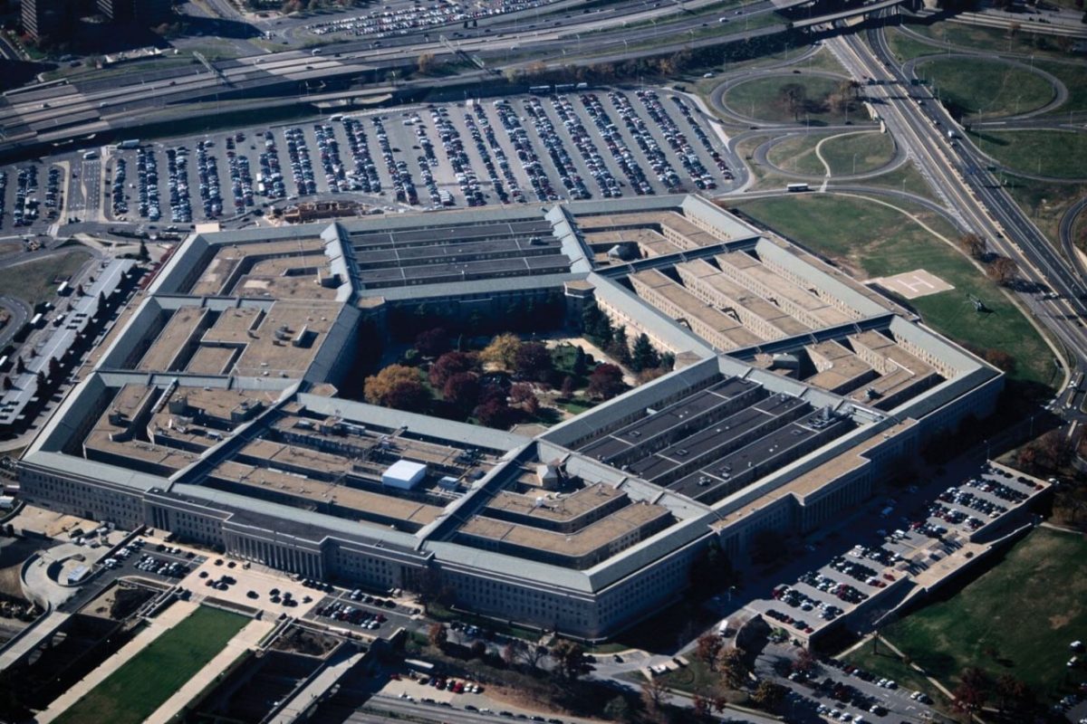 Военные представили Трампу варианты нанесения удара по Ирану: NYT