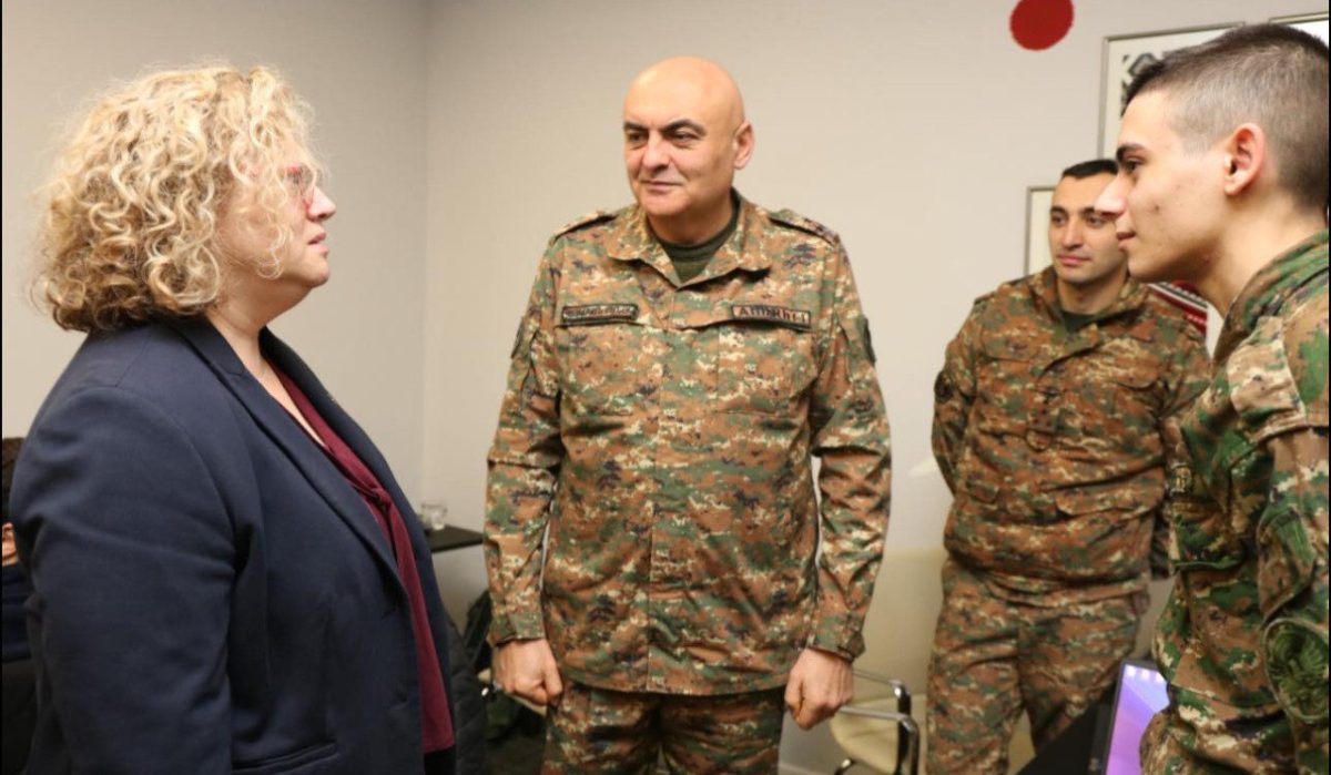 Армения и Великобритания продолжают углублять сотрудничество в области киберзащиты, участвуя в военных учениях Defense Cyber Marvel 2026.