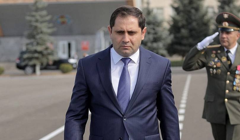 Երդման արարողությունից հետո զինվորներն ստանում են երկօրյա արձակուրդ. Սուրեն Պապիկյան