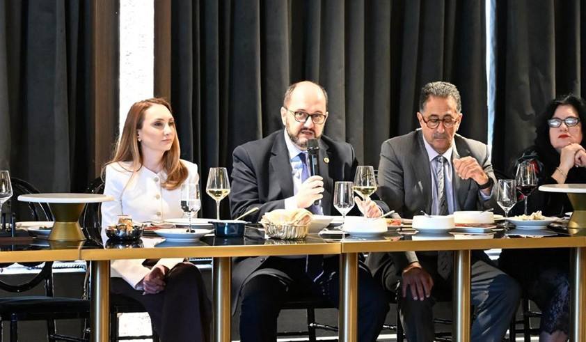 Փետրվարի 21-ին կարևոր հանդիպում ենք ունեցել Լոս Անջելեսի հայ համայնքի ներկայացուցիչների հետ. Արայիկ Հարությունյան