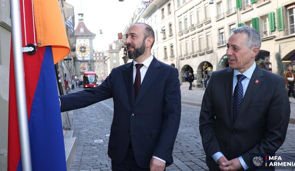 Министр ИД: Поднятие флага Армении для новых посольств – великая честь.
