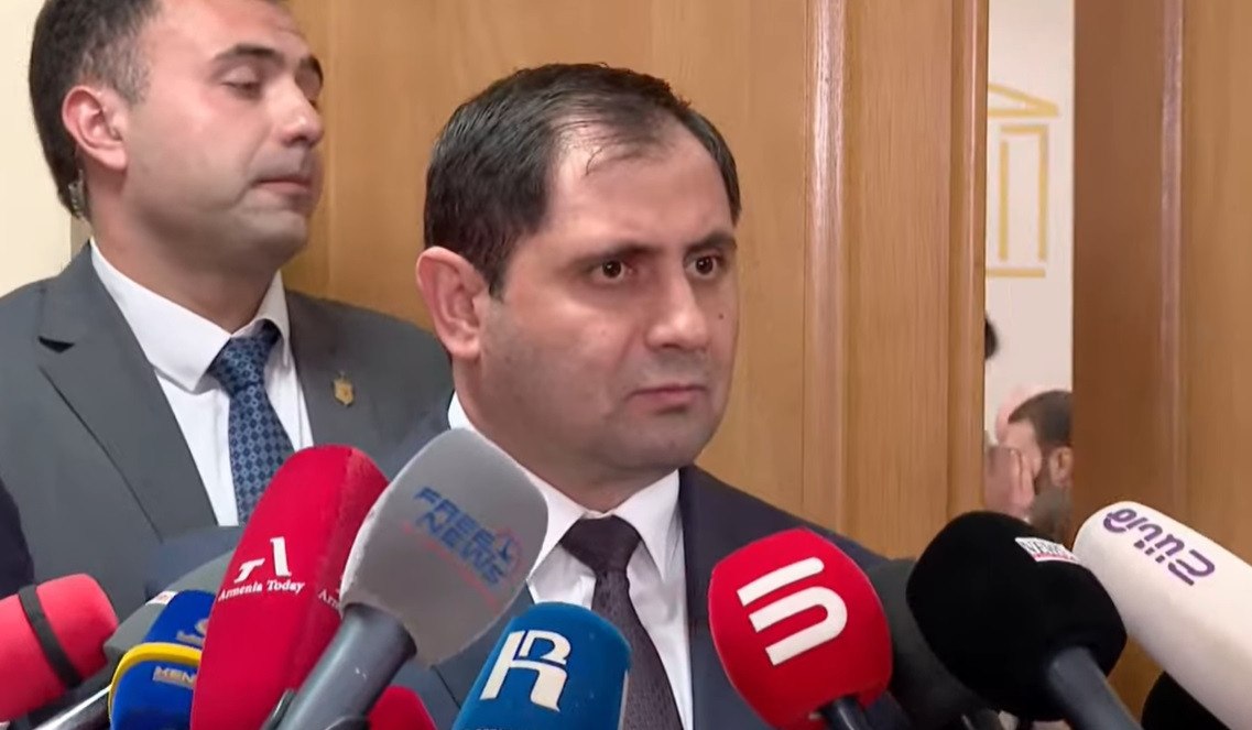 Папикян: Вся династия Самвела Карапетяна не служила в армии.