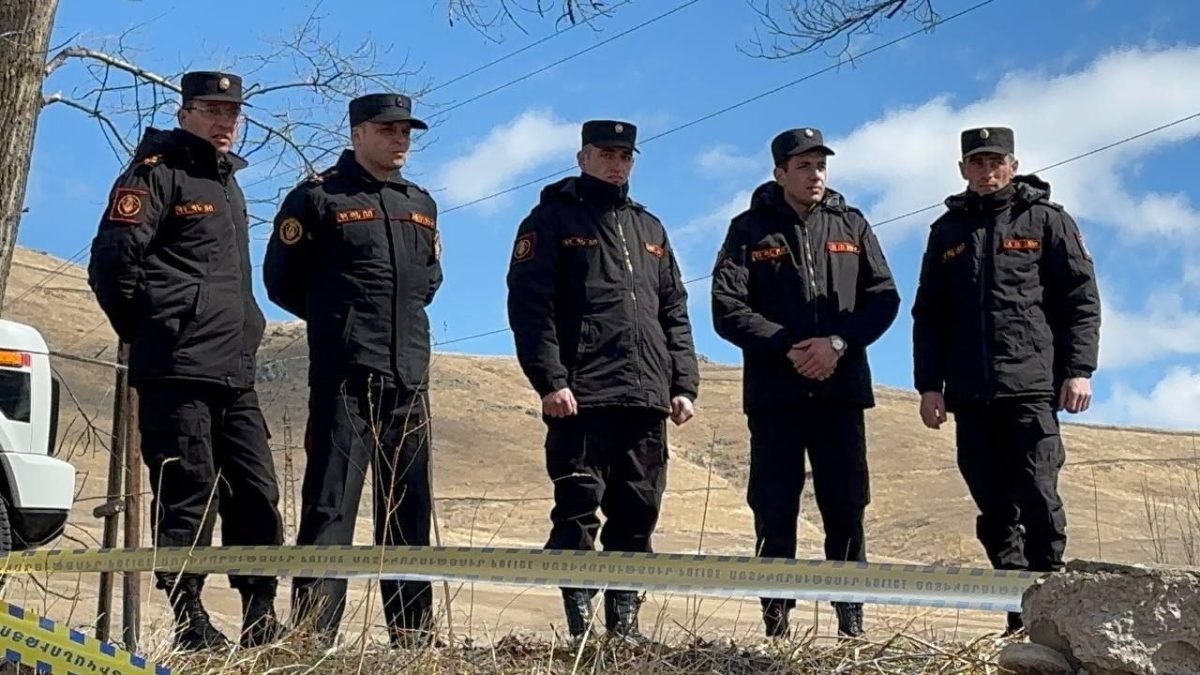 Важно: Участник 44-дневной войны добровольно сдал незаконное вооружение