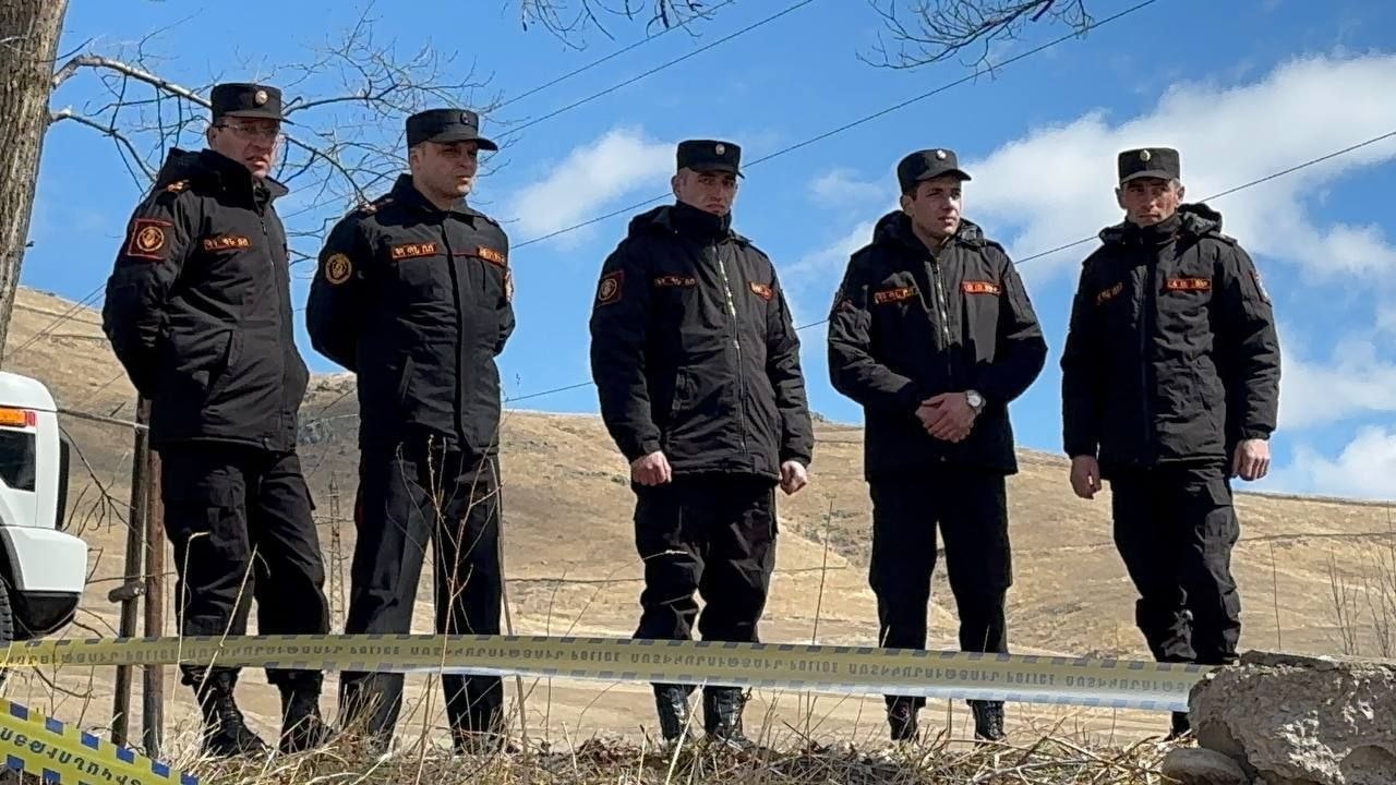 Важно: Участник 44-дневной войны добровольно сдал незаконное вооружение