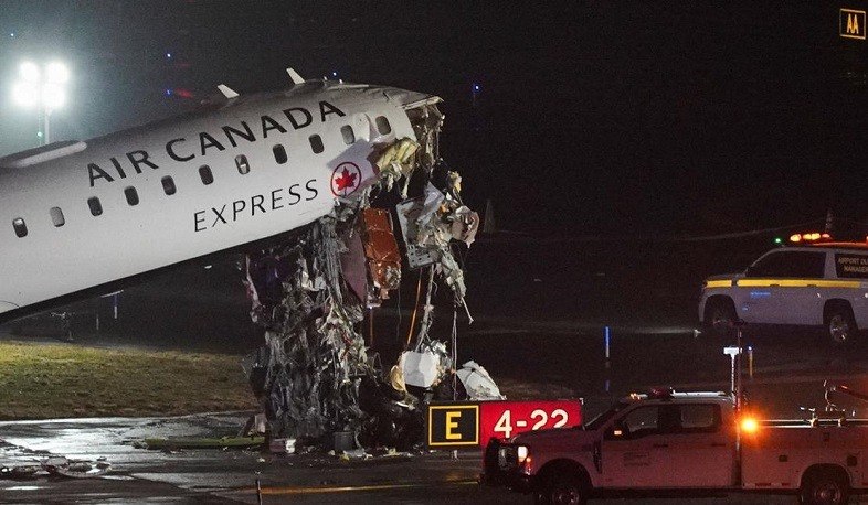 Նյու Յորքի օդանավակայանում ինքնաթիռը բախվել է մեքենայի. կшն վիրшվորներ