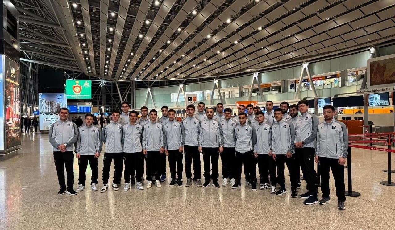 Важно: Футбольная сборная ВС Армении отправилась в Нидерланды!