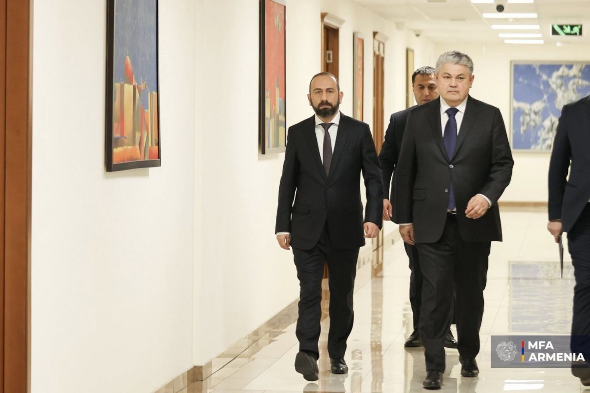 Армения на Южном Кавказе является надежным политическим и торгово-экономическим партнером для Казахстана. Кошербаев — Мирзояну.
