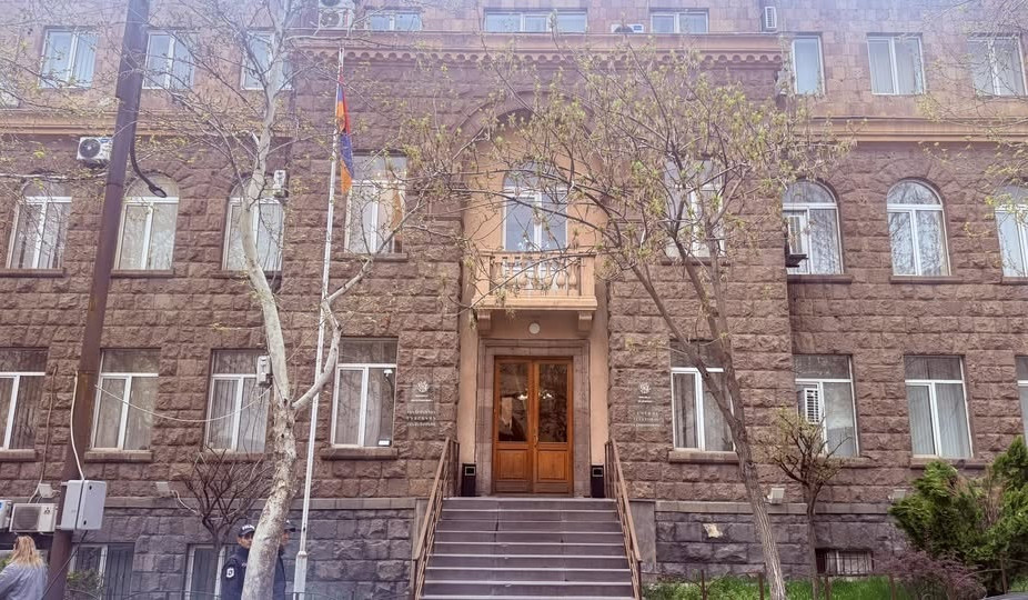 ЦИК сегодня, 13 апреля, не получила документы по выдвижению на выборы в НС.