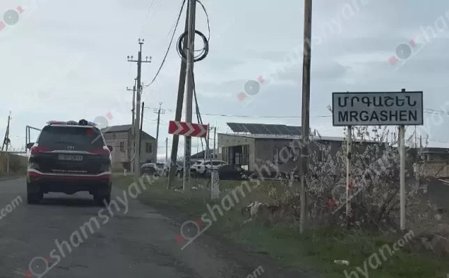 В Мргашене сотрудники уголовной полиции обнаружили родных братьев, лишивших жизни 52-летнего мужчину.