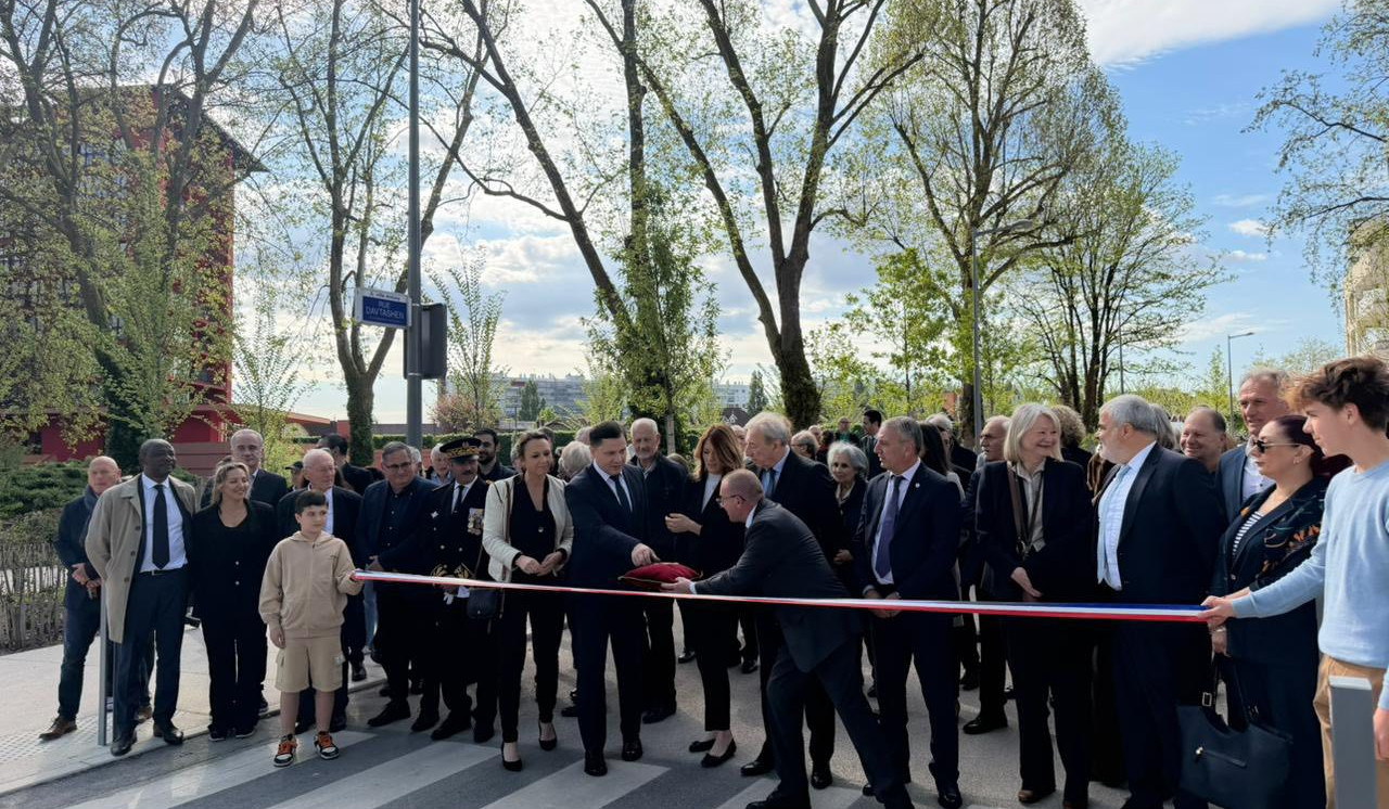 В городе Антони во Франции открылась улица, носящая имя ереванского района Давташен.