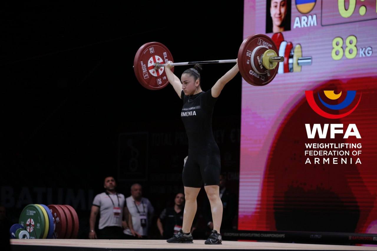 Тяжелоатлетка Александра Григорян, серебряный призёр чемпионата Европы.