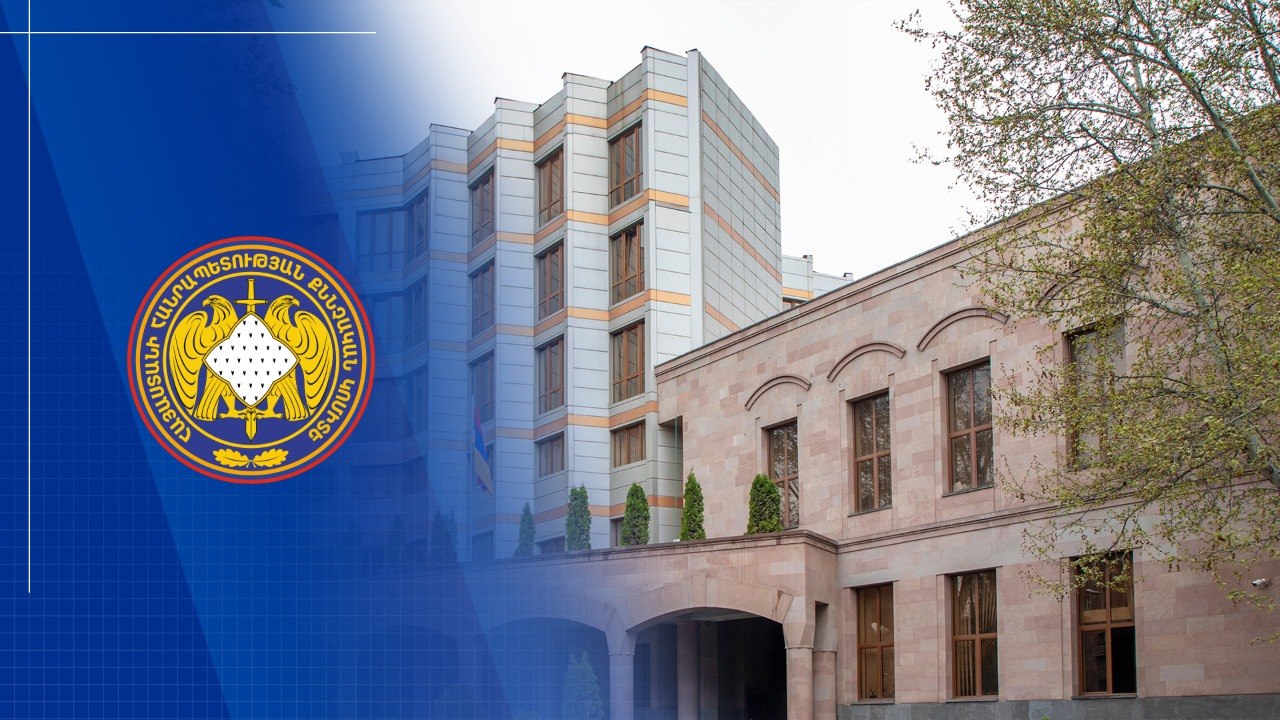 8 земельных участков, присвоенных советником бывшего руководителя Гюлагарака, возвращены общине.