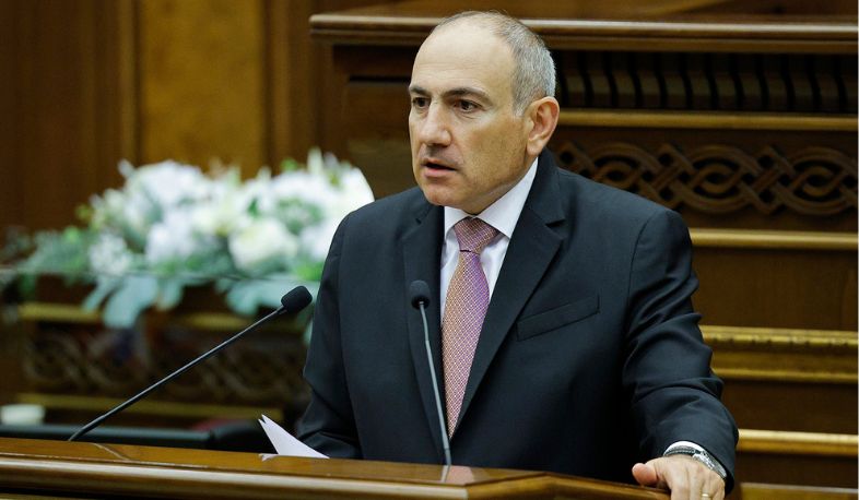 Премьер-министр Пашинян оценивает сожжение турецкого флага как безответственное и недопустимое поведение. Назели Багдасарян