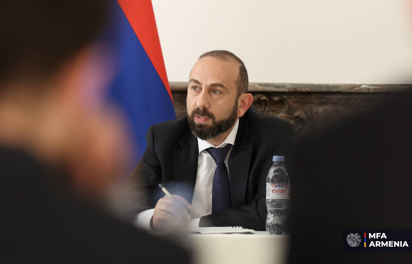 Через неделю мы увидим подписание долго обсуждаемого стратегического документа с Францией, — Арарат Мирзоян.