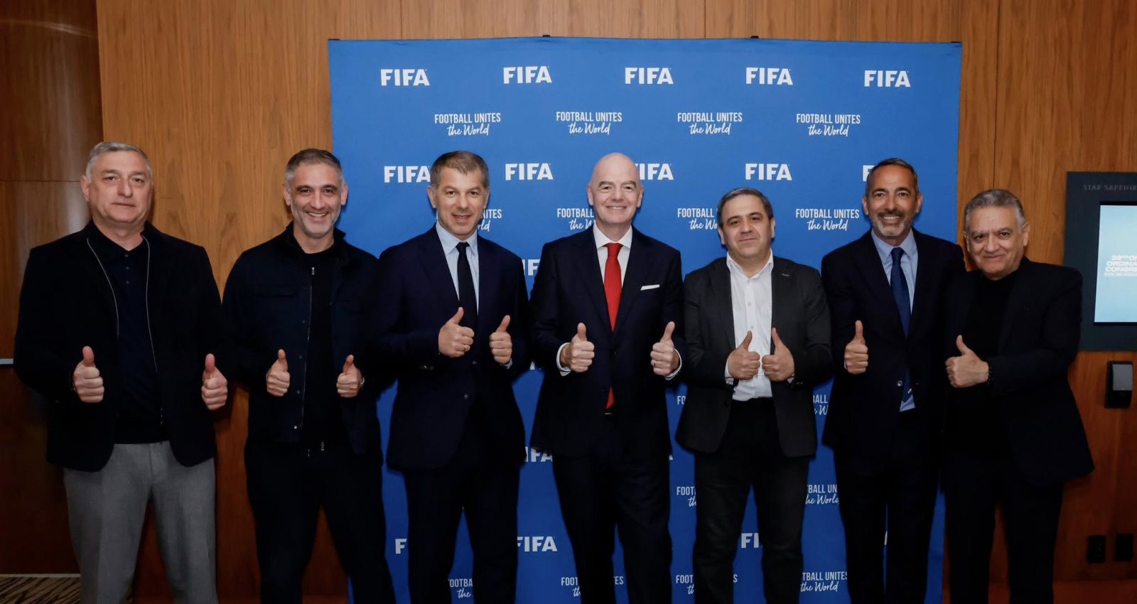 Армен Меликбекян и Леван Кобиашвили встретились с президентом ФИФА.