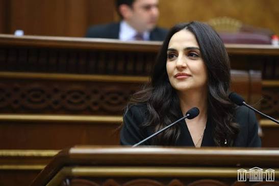 Записи разоблачений избирательных взяток команды калужского олигарха претендуют стать длиннее, чем в свое время был сериал «Санта-Барбара». Алхас Казарян