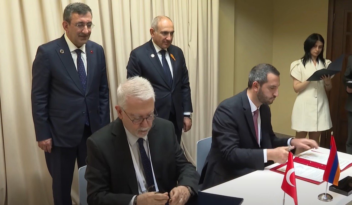 Подписан протокол о проведении работ по совместному восстановлению исторического моста Ани, расположенного на границе Армении и Турции.
