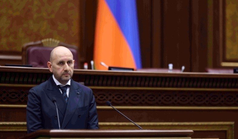 Мартин Галстян был избран на должность председателя Центрального банка.