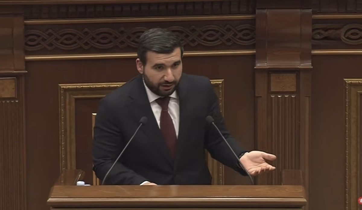 Знайте: вам предлагают не предвыборную взятку, а путёвку в тюрьму. Ваагн Алексанян — гражданам РА.