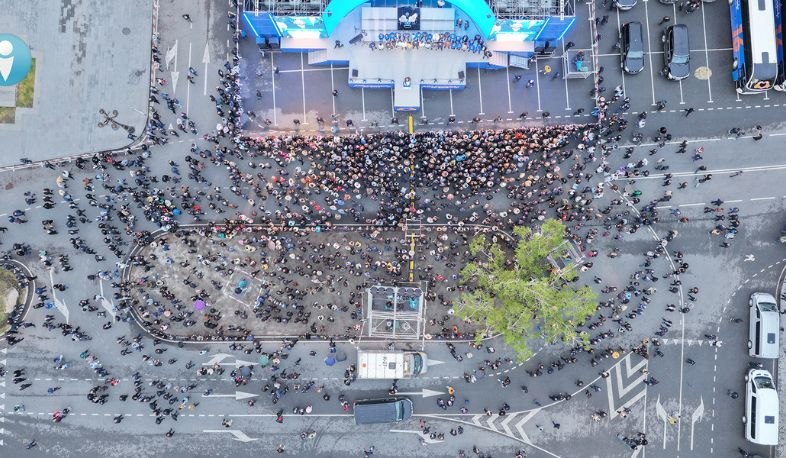 По состоянию на 19:55 в митинге ГД в Аштараке приняли участие около 2250 человек. ИКМ