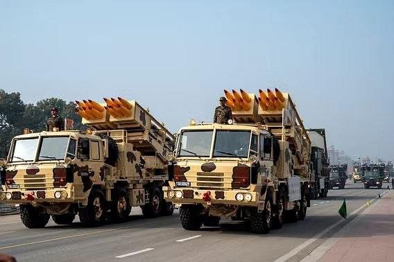 РА рассматривает возможность местного производства индийских систем Pinaka. IDRW