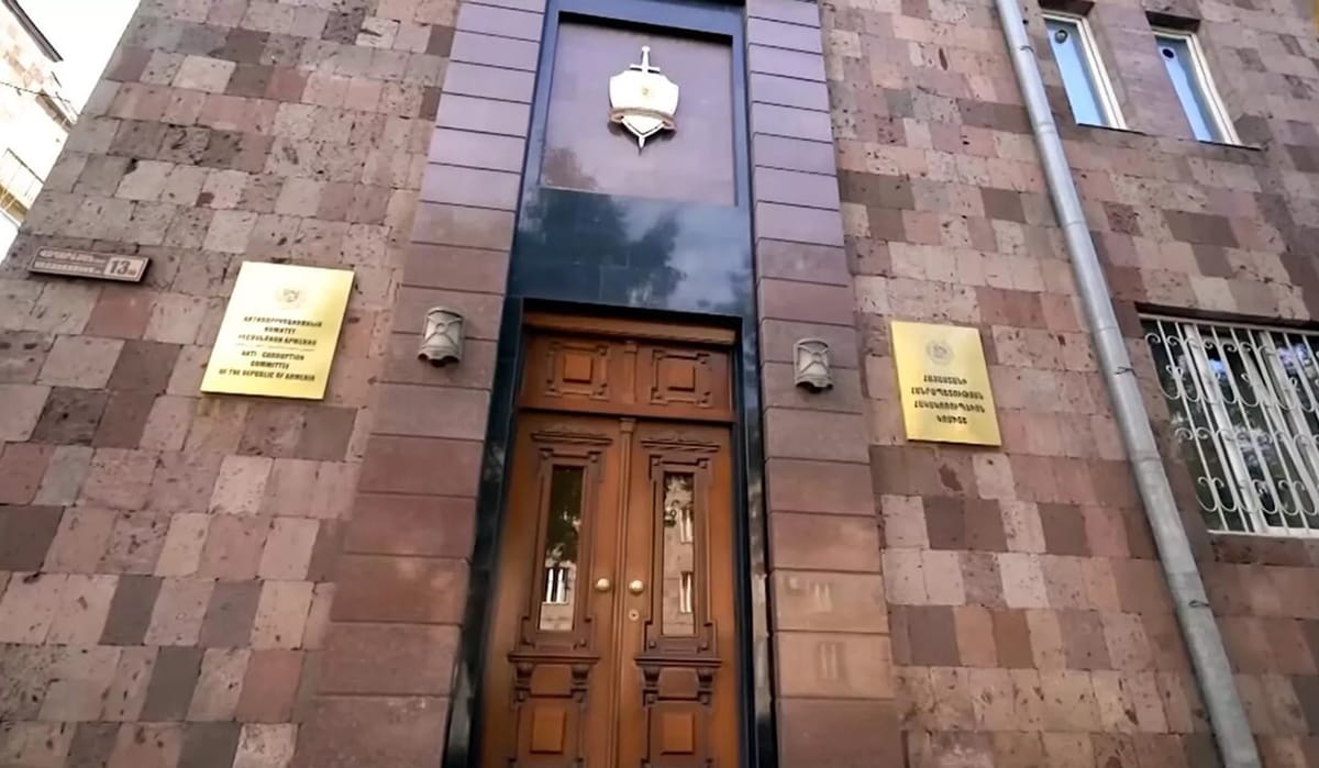 В отношении 4 задержанных лиц по делу о даче и получении избирательных взяток, а также нарушении запрета на благотворительность, в качестве меры пресечения применен арест.