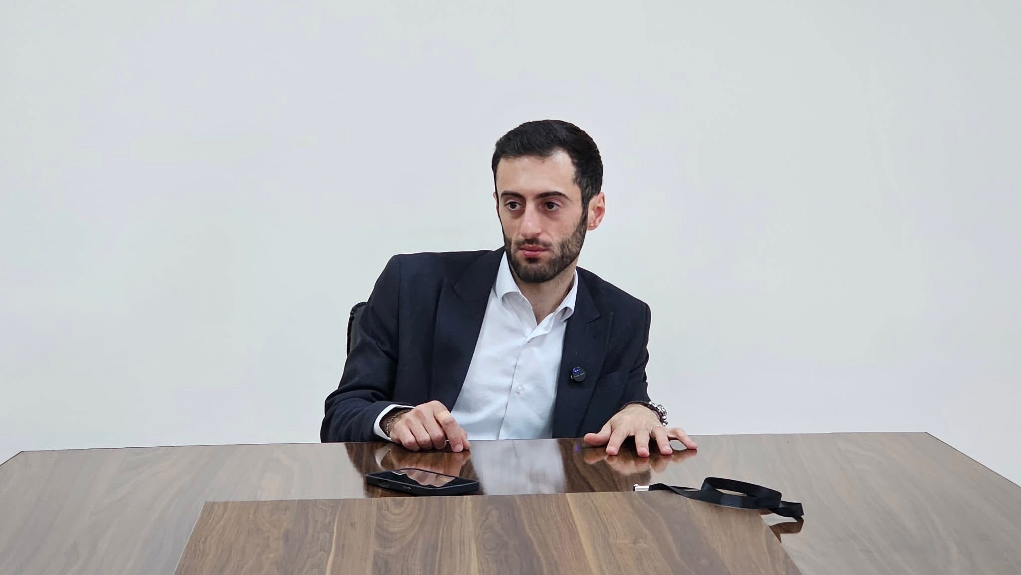 Կալուգայի ստախոս դարդոտվածը, 1,5 մլն հայի խաբեբա է համարում. Նաիրի Փեթակչյան