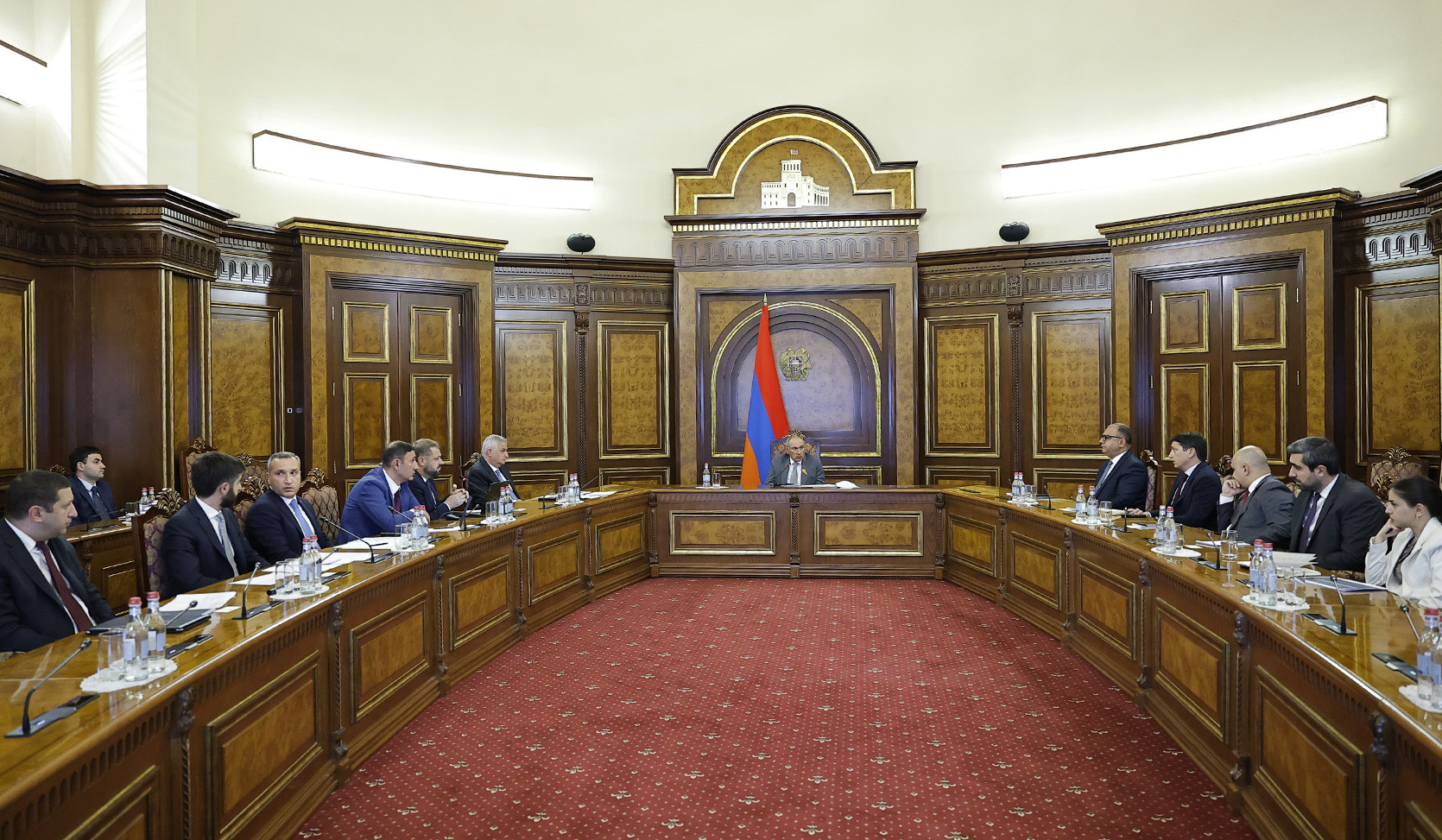 Под руководством премьер-министра были обсуждены программы и предстоящие шаги, направленные на стимулирование экспорта.