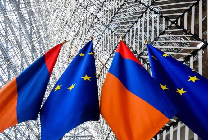 Еврокомиссия срочно готовит пакет мер для увеличения торговли с Арменией в связи с ограничениями на экспорт ряда товаров из РФ. Financial Times