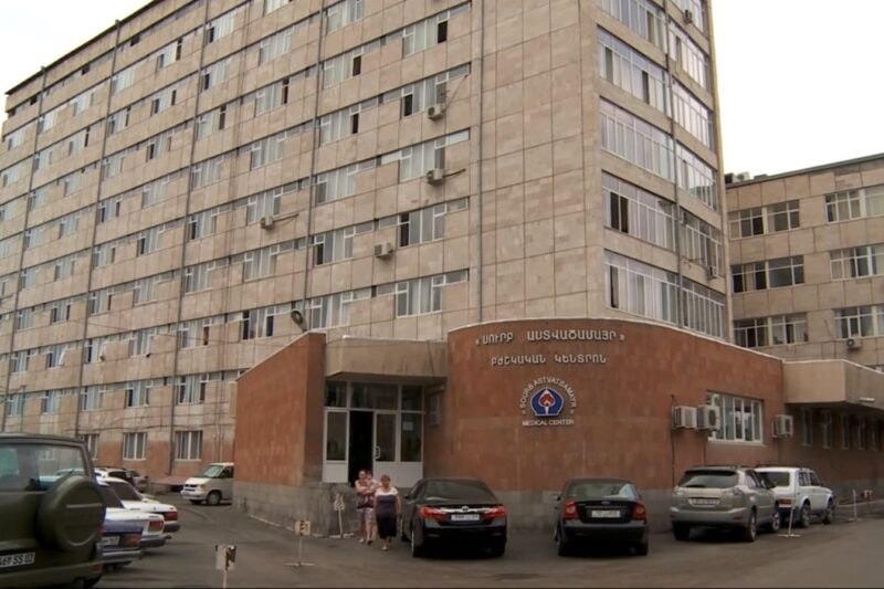 Бывший директор Медицинского центра «Святая Богородица» обвиняется в хищении: ущерб в размере 30 млн драмов возмещен.