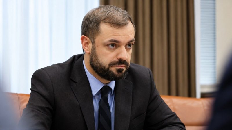 Հակակոռուպցիոն դատարանի որոշմամբ, Գլխավոր դատախազության միջնորդության հիման վրա, «Արարատցեմենտ»-ը հանձնվել է ՀՀ կառավարմանը. Գևորգ Պապոյան