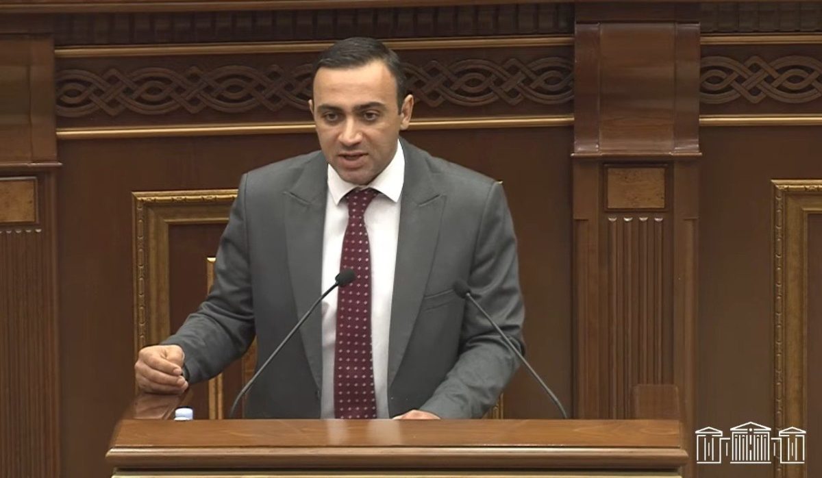 Այս Սահմանադրությունով ՀՀ-ին միշտ հնարավոր կլինի ներքաշել ինչ-որ կոնֆլիկտի մեջ ու վտանգի տակ դնել ՀՀ պետականությունը. Տարոն Չախոյան
