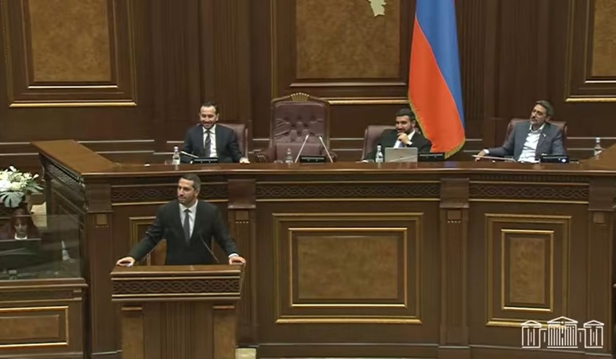 У нас нет решения о том, что мы не будем автоматически избирать кандидатов от оппозиции на пост председателя комиссии. — Рубинян