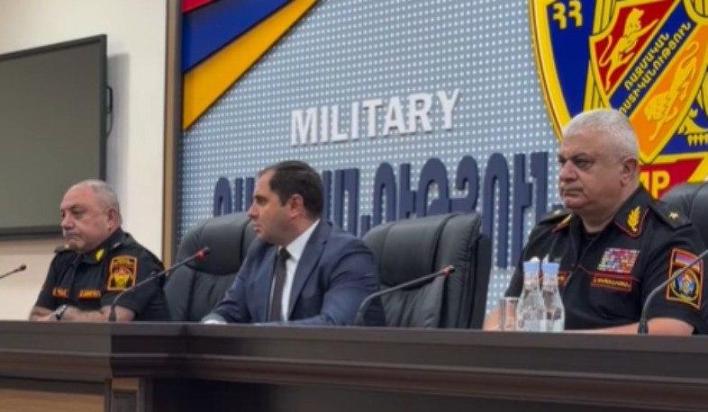 Я представил личному составу Военной полиции новоназначенного начальника ВП Арама Ованнисяна. Сурен Папикян