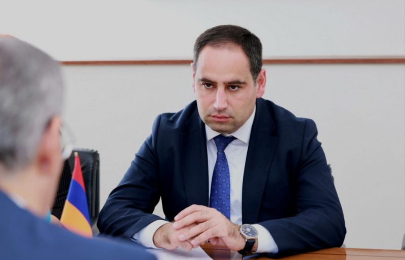 Руководитель Ванадзора по крайней мере не имеет оппозиционных взглядов, а в Капане были реализованы самые крупные субвенционные программы. Давид Худатян.