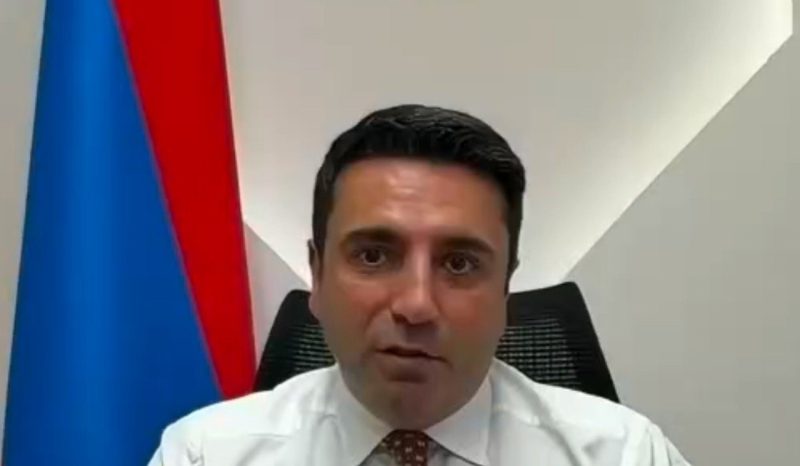 Армения не будет препятствовать въезду в страну россиян, избегающих новой мобилизации. Ален Симонян