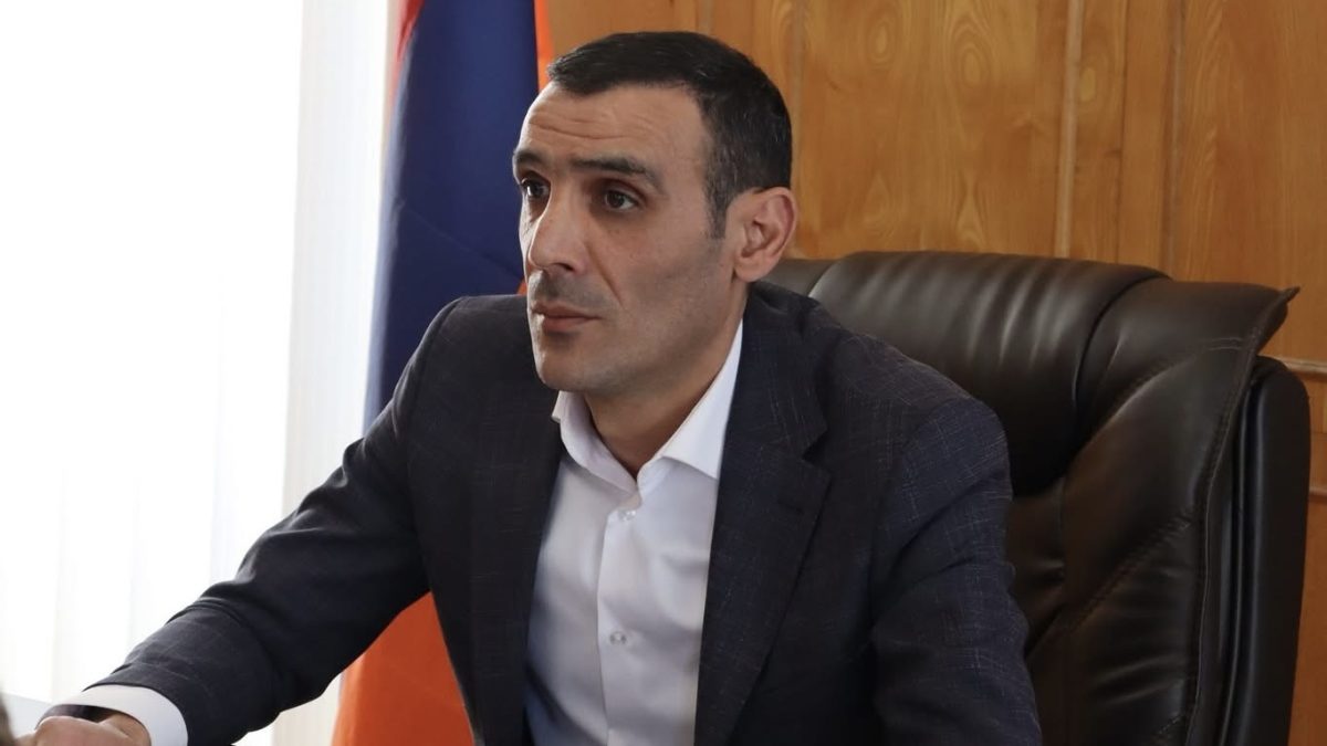 Դավիթ Սարգսյանը պարզաբանել է «Հրապարակ»-ի հրապարակման մեջ իր նախկին աշխատանքի վերաբերյալ տեղեկությունը.