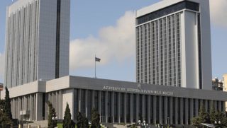 В Милли Меджлисе Азербайджана сообщили об информационной кампании со стороны Турции против Баку.