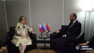 Арарат Мирзоян и Тереза Лазаро обсудили возможности развития отношений между Арменией и Филиппинами.